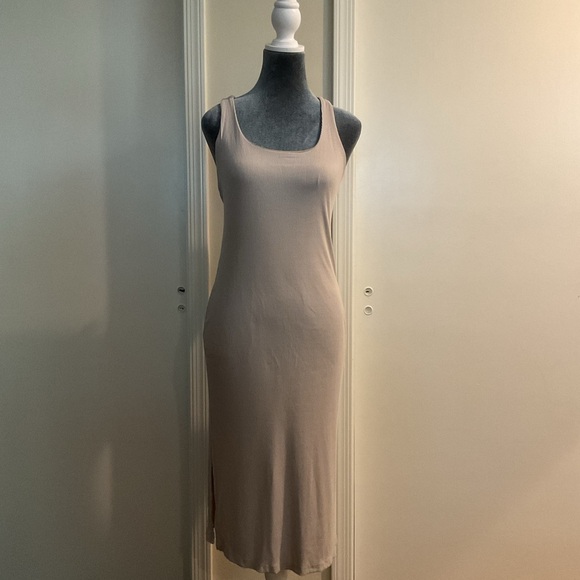 🌻 NWOT Bodycon Ribbed Dress - Picture 1 of 10